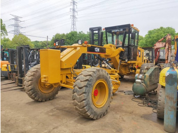 Grader Caterpillar 12H: foto 3