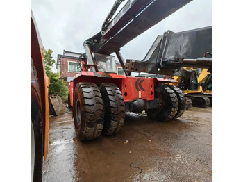 Carretilla todo terreno KALMAR DRF450-60S5: foto 4 Carretilla todo terreno KALMAR DRF450-60S5: foto 4