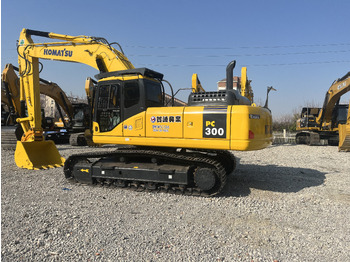 Excavadora de cadenas KOMATSU PC300-7: foto 5