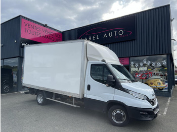 Furgoneta caja cerrada IVECO Daily 35c16
