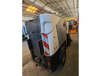 Barredora vial Nilfisk City Ranger 3500 Kehrmaschine Straßenkehrmaschine mit Schmidt Bediendisplay Hako Kehreinheit: foto 5