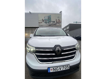 Minibús RENAULT Trafic