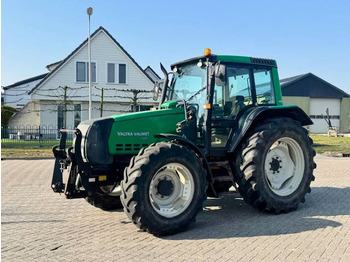 Tractor VALTRA 6000