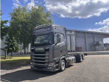 Camión portacontenedore/ Intercambiable SCANIA S 540