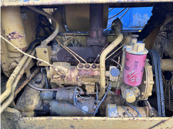 Colocador de tubos CATERPILLAR D 4 B: foto 3 Colocador de tubos CATERPILLAR D 4 B: foto 3