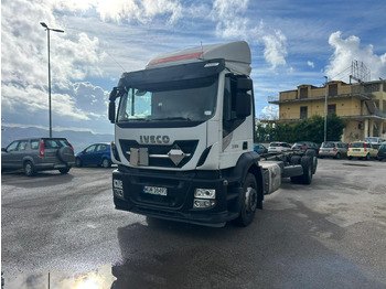 Camión chasis IVECO STRALIS AD 260S31 XP: foto 5