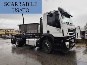 Camión multibasculante IVECO Stralis