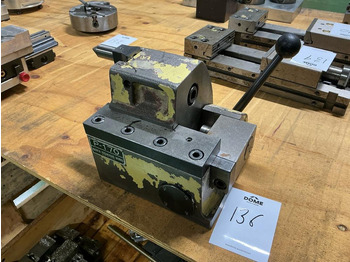 Máquina para metal
