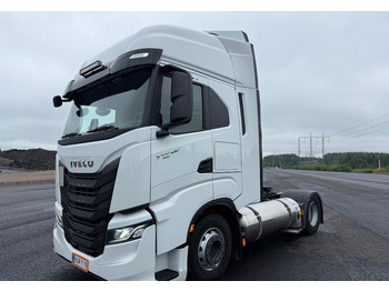 Cabeza tractora IVECO S-WAY