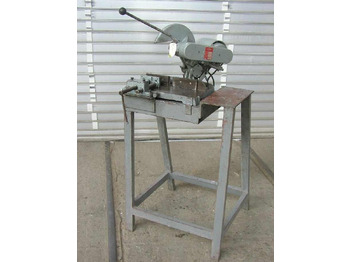 Máquina para metal