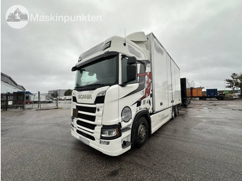 Camión caja cerrada SCANIA R
