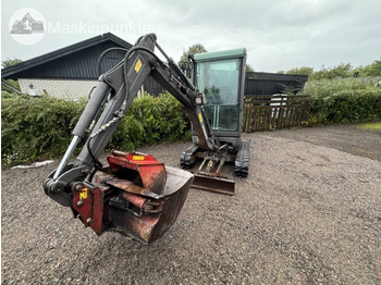 Miniexcavadora VOLVO EC18C