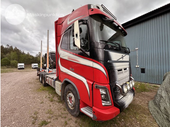 Camión forestal VOLVO FH16 750