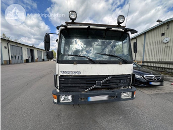 Leasing de Volvo FL 610 Verkstadsinredd  Volvo FL 610 Verkstadsinredd: foto 2