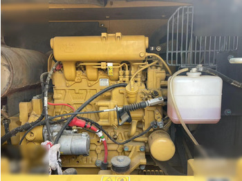 Excavadora de cadenas CATERPILLAR 307.5: foto 5