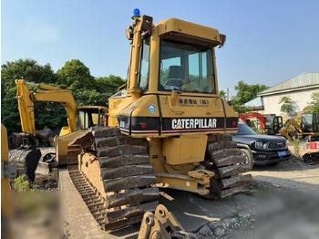 Bulldozer CATERPILLAR D5N: foto 4