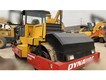 Apisonadora de asfalto DYNAPAC CC421: foto 2