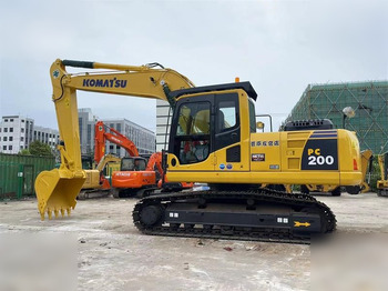 Excavadora de cadenas KOMATSU PC200-8