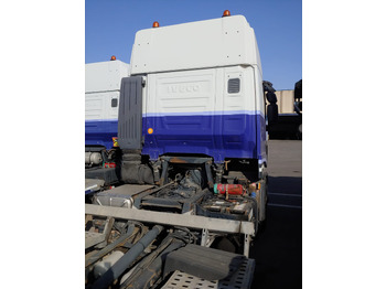 Camión chasis para transporte de equipos pesados IVECO AS190S50FP: foto 4