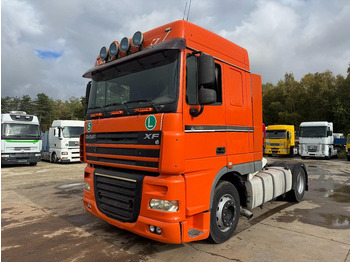 Cabeza tractora DAF XF 105 460