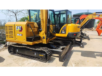 Miniexcavadora CATERPILLAR 303.5