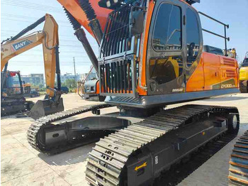 Excavadora Used Doosan DX300LC-9C Excavator with Little Time Used in Excellent Condition Korea Brand Doosan 30 Tons Excavator for Sale: foto 2