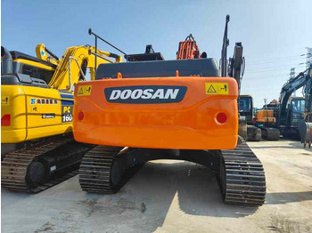 Excavadora Used Doosan DX300LC-9C Excavator with Little Time Used in Excellent Condition Korea Brand Doosan 30 Tons Excavator for Sale: foto 3