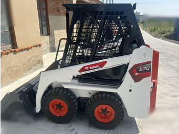 Minicargadora BOBCAT S70