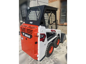 Minicargadora BOBCAT S70