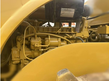 Compactador CATERPILLAR 816A: foto 5