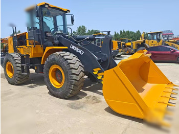 Cargadora de ruedas SDLG