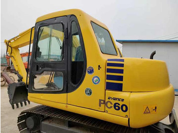 Excavadora de cadenas Cheap Used Komatsu PC60-7 Crawler Excavator with High Efficiency Used Heavy Machinery Komatsu P60-7 Digger Cheap for Sale: foto 2