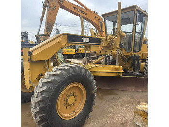 Grader CATERPILLAR 140H