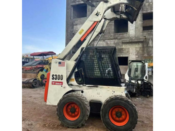 Minicargadora BOBCAT S300