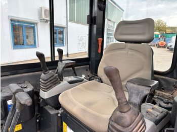 Miniexcavadora Komatsu PC26MR-3: foto 4 Miniexcavadora Komatsu PC26MR-3: foto 4