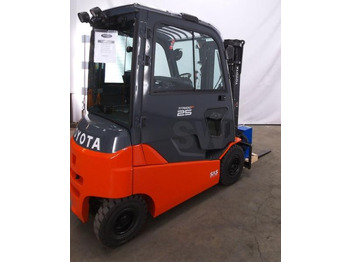 Carretilla elevadora eléctrica Toyota: foto 2