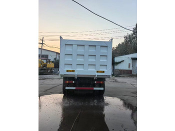 Camión volquete HOWO HOWO 371 SINOTRUK: foto 4