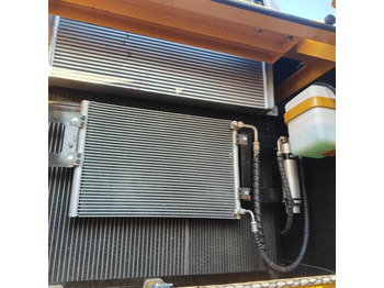 Excavadora de cadenas 90% New SANY 365H Used Excavator Mining Construction Excavators, Strong Power, Low Price, and Very Good Quality: foto 3 Excavadora de cadenas 90% New SANY 365H Used Excavator Mining Construction Excavators, Strong Power, Low Price, and Very Good Quality: foto 3