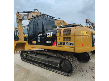 Excavadora de cadenas CATERPILLAR 323