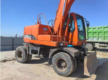 Excavadora de ruedas DOOSAN DH150W-7