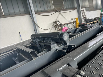 Carrocería y exterior para Camión nuevo BLOCCAGGIO POSTERIORE INTERNO CON 2 PISTONI: foto 4 Carrocería y exterior para Camión nuevo BLOCCAGGIO POSTERIORE INTERNO CON 2 PISTONI: foto 4