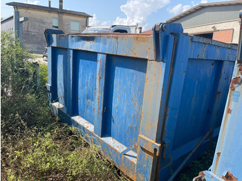 Contenedor de gancho CONTAINER SCARRABILE USATO A CIELO APERTO: foto 2 Contenedor de gancho CONTAINER SCARRABILE USATO A CIELO APERTO: foto 2