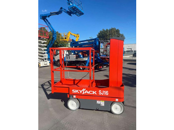 Plataforma de mástil vertical SKYJACK