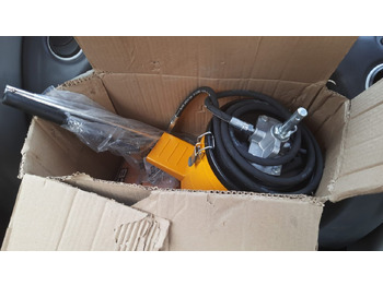 Excavadora de cadenas nuevo New JCB JS 200 tracked excavator: foto 4