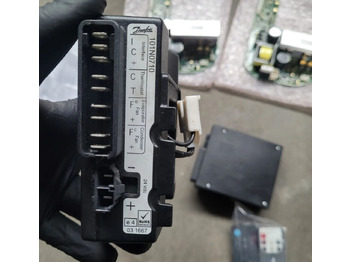 Sistema eléctrico para Camión STEROWNIK OBUDOWA KLIMATYZACJI POSTOJOWEJ WAECO: foto 4