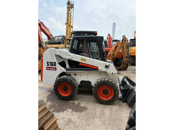 Minicargadora BOBCAT S160