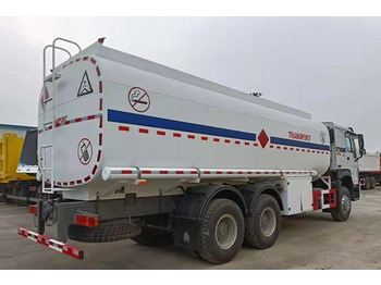 Camión cisterna para transporte de combustible nuevo SINOTRUK Howo 6X4 Oil Truck Price for Sale in Djibouti: foto 3 Camión cisterna para transporte de combustible nuevo SINOTRUK Howo 6X4 Oil Truck Price for Sale in Djibouti: foto 3