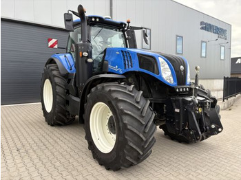 Tractor NEW HOLLAND T8