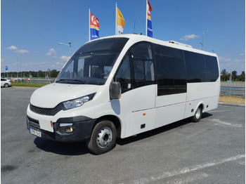 Minibús IVECO Daily 70c18