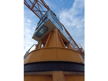 Grúa torre LIEBHERR